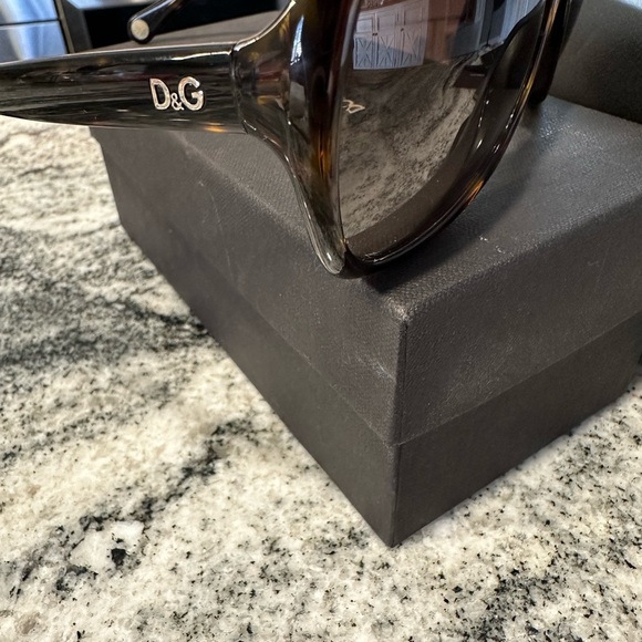 DOLCE & GABBANA Havana Brown Gradient Sunglasses DD3077 new w/out tag immaculate